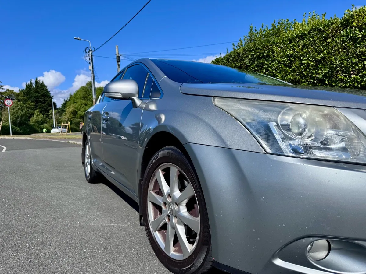 Toyota Avensis (New NCT) - Image 3
