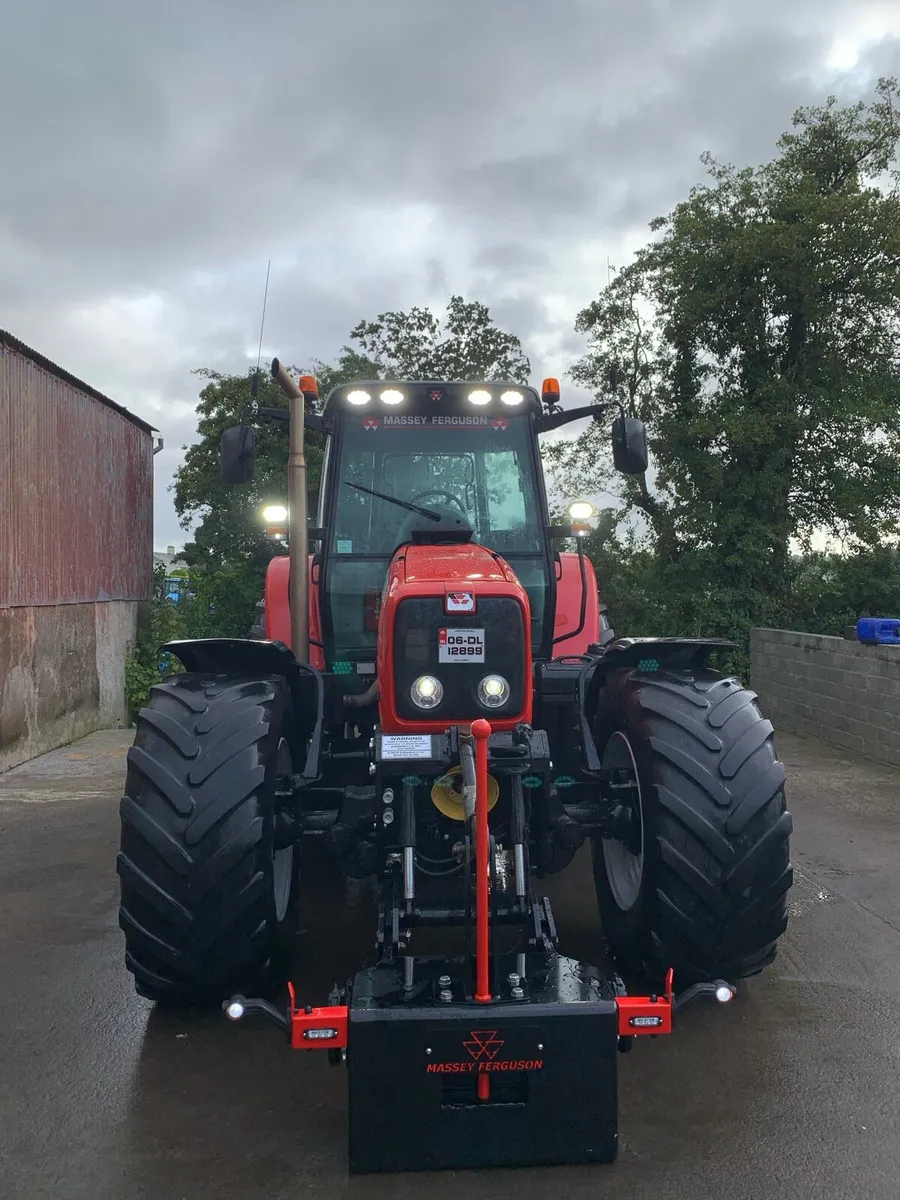 Massey 6480 - Image 2