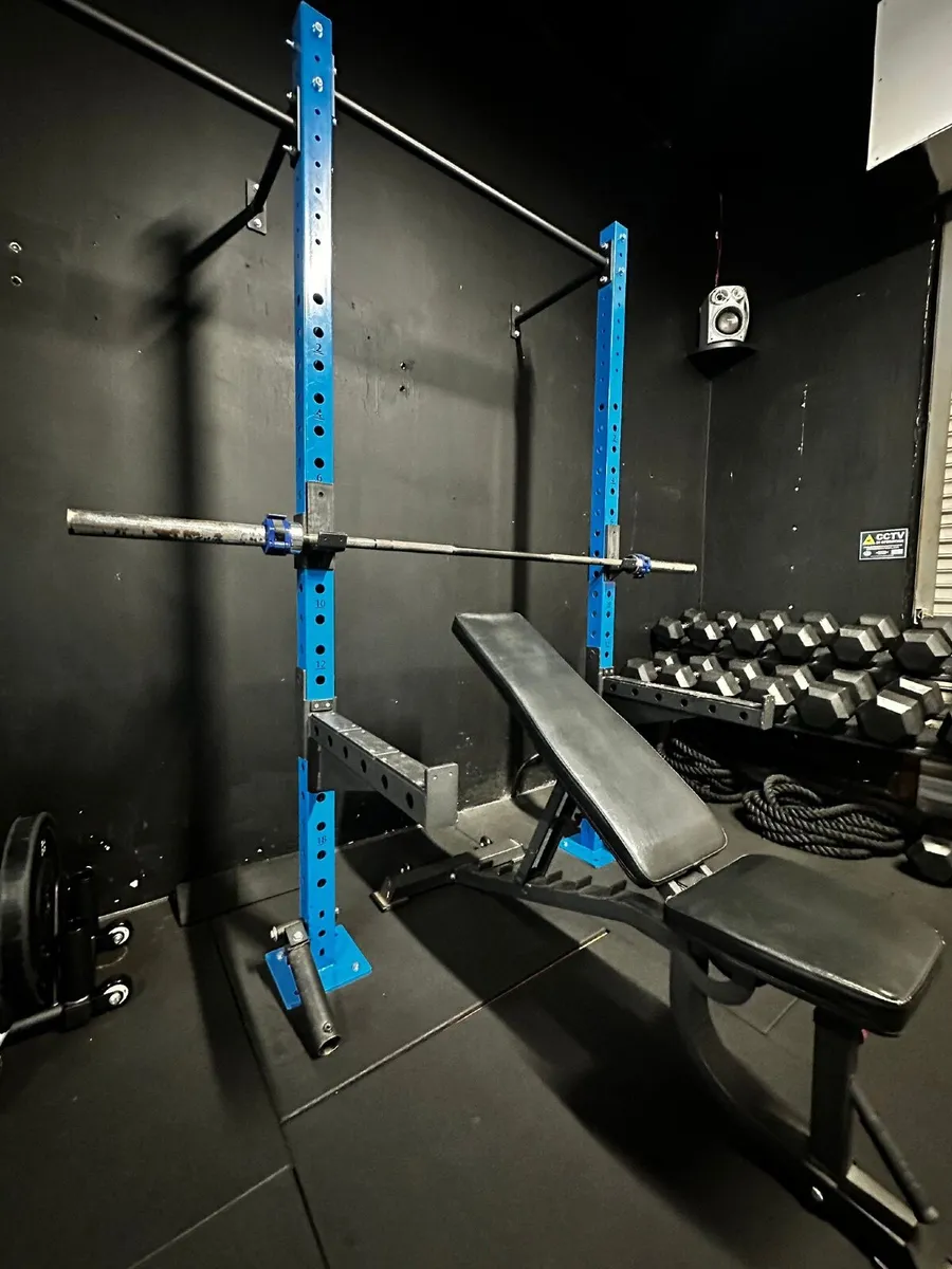 GYM EQUIPMENT RACK