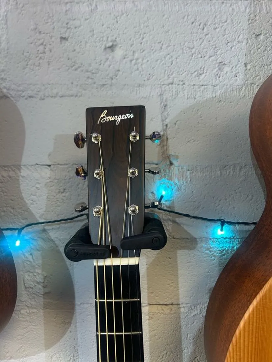 Bourgeois Touchstone vintage Dreadnought - Image 3