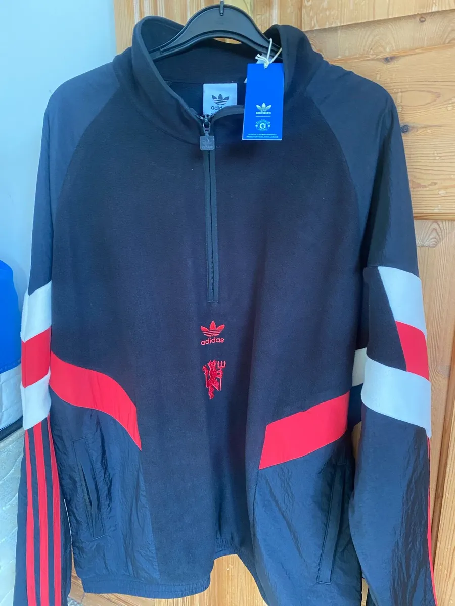 Manchester United Adidas Half zip - Image 3