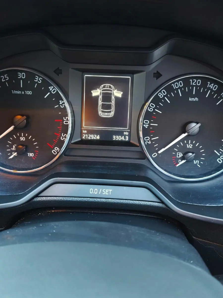 Skoda Octavia 2016 - Image 2