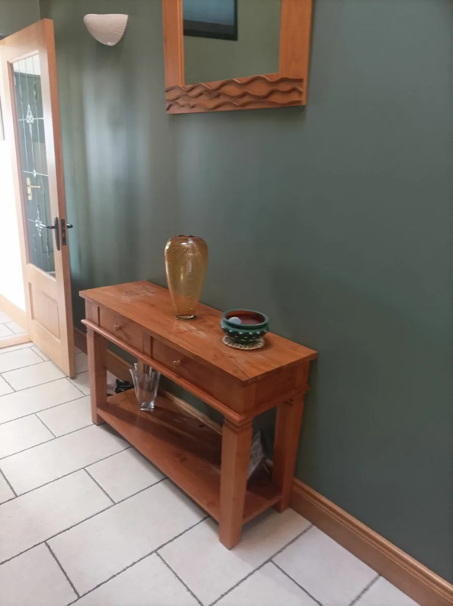 Hall table - Image 1