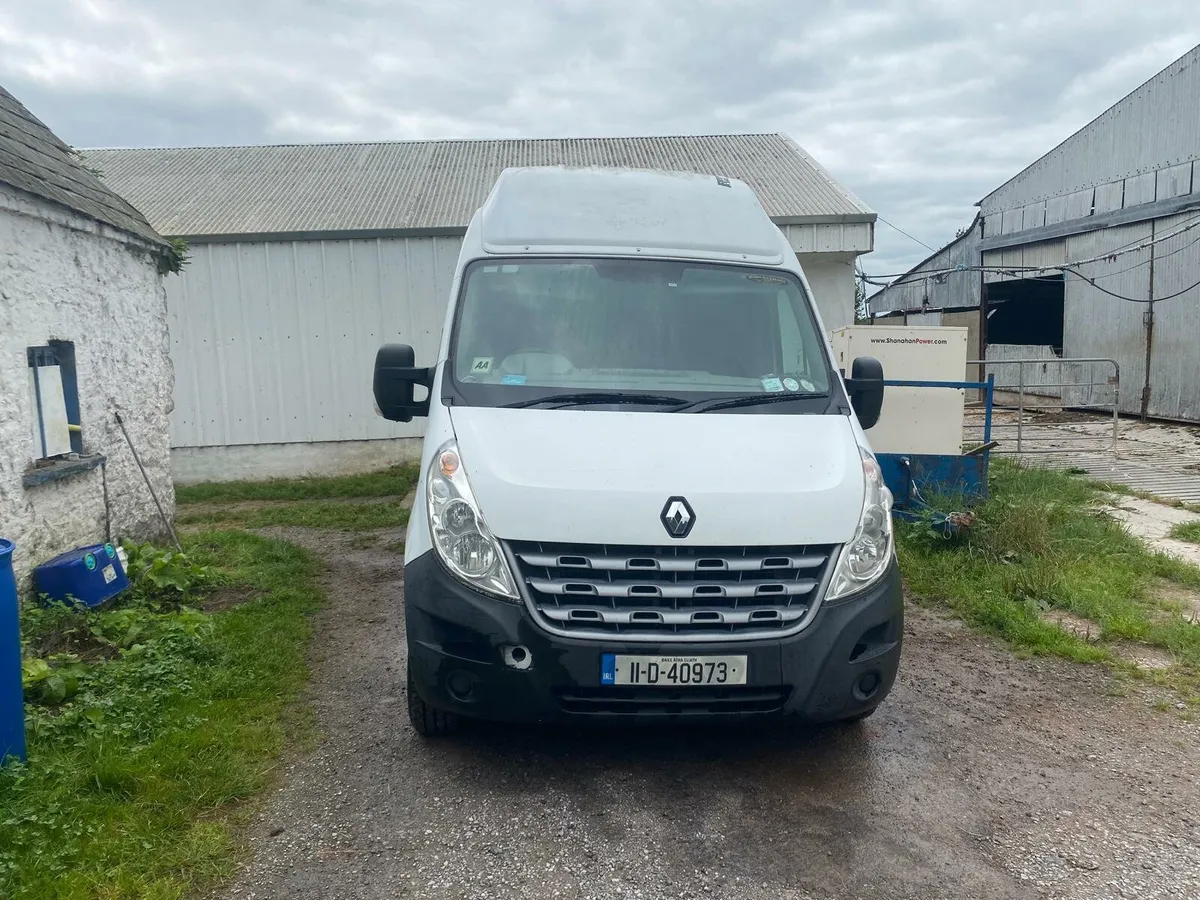 Renault Master - Image 1