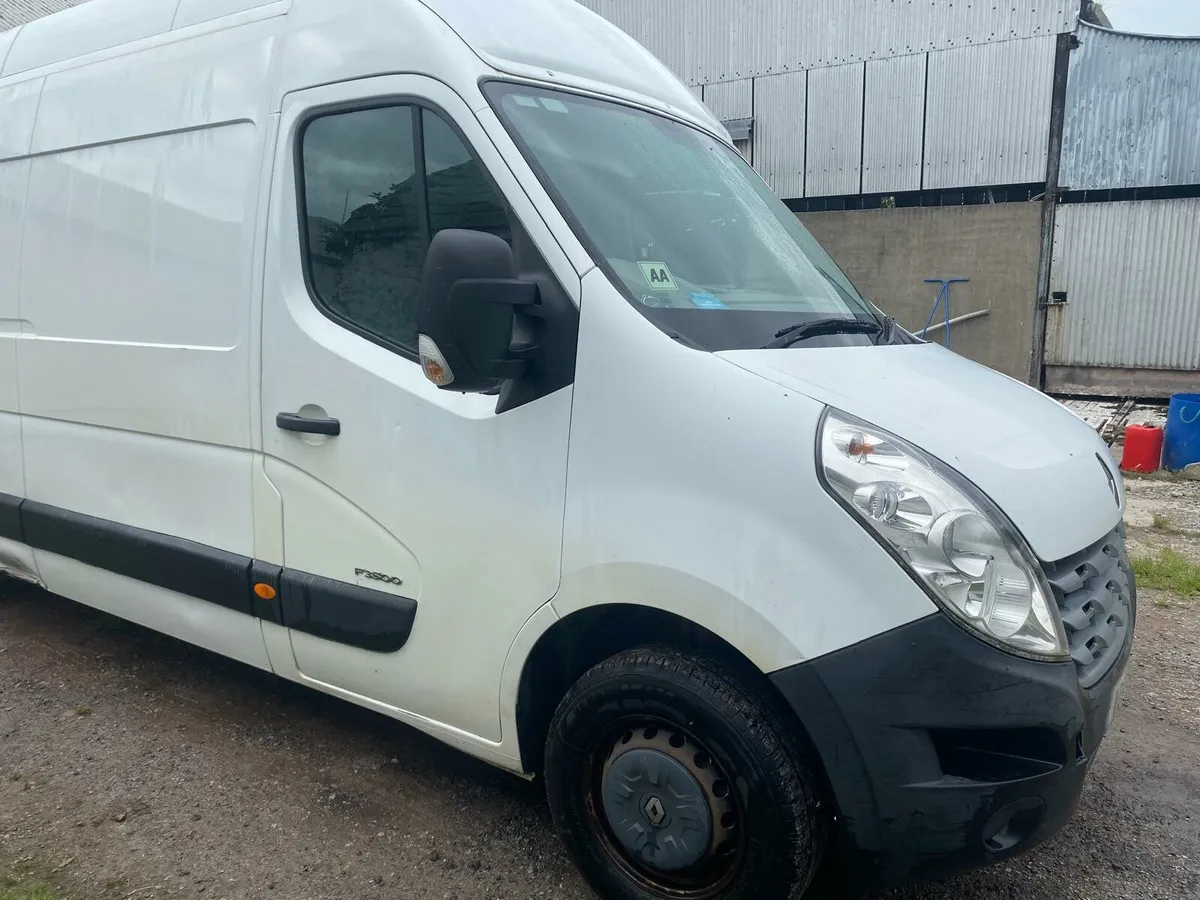 Renault Master - Image 2