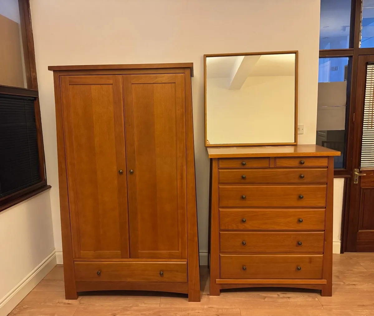 Solid wood bedroom furniture - Image 2