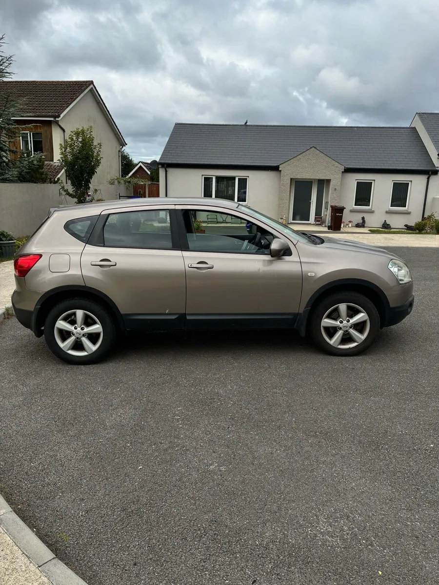 Nissan Qashqai NCT12/25 TAX09/25 - Image 3