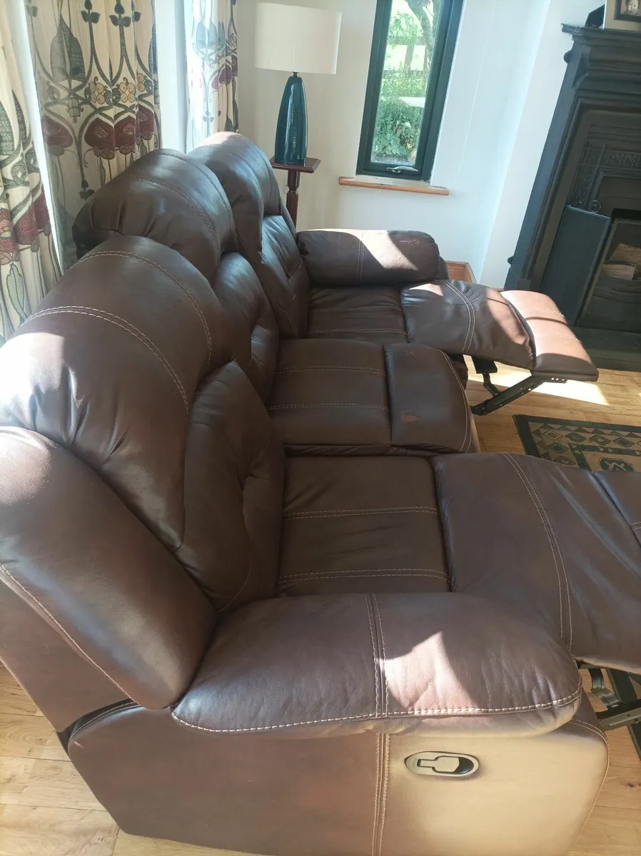 Leather sofa - Image 3