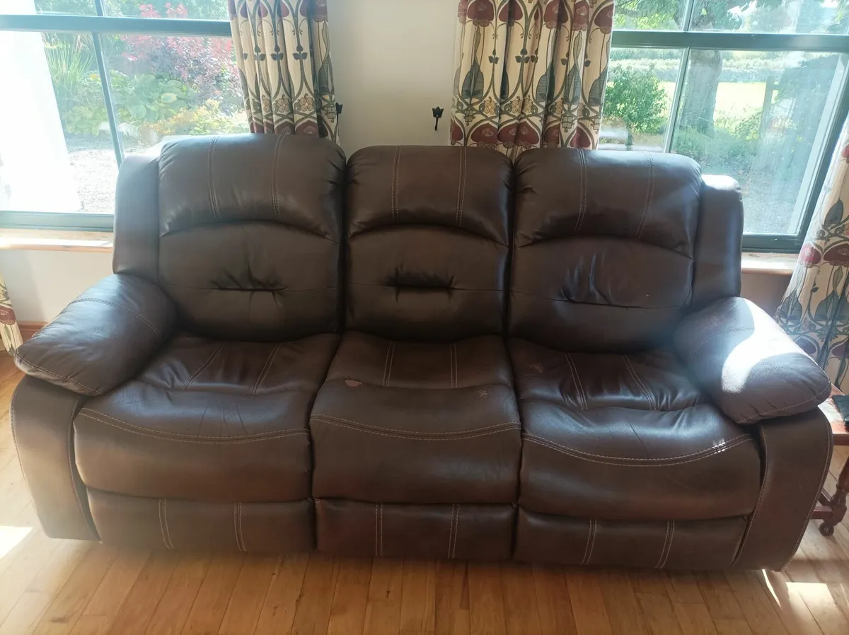 Leather sofa - Image 1