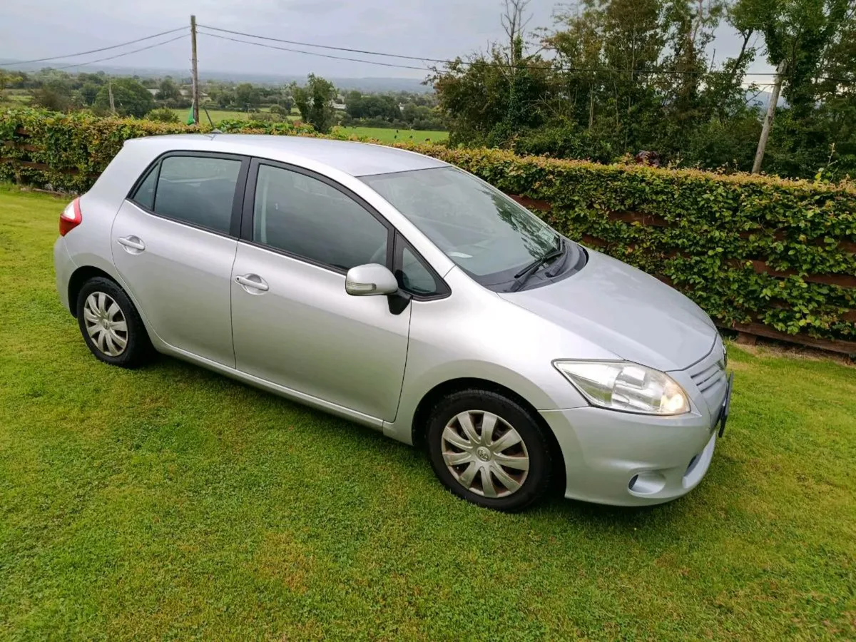 Toyota Auris - Image 1