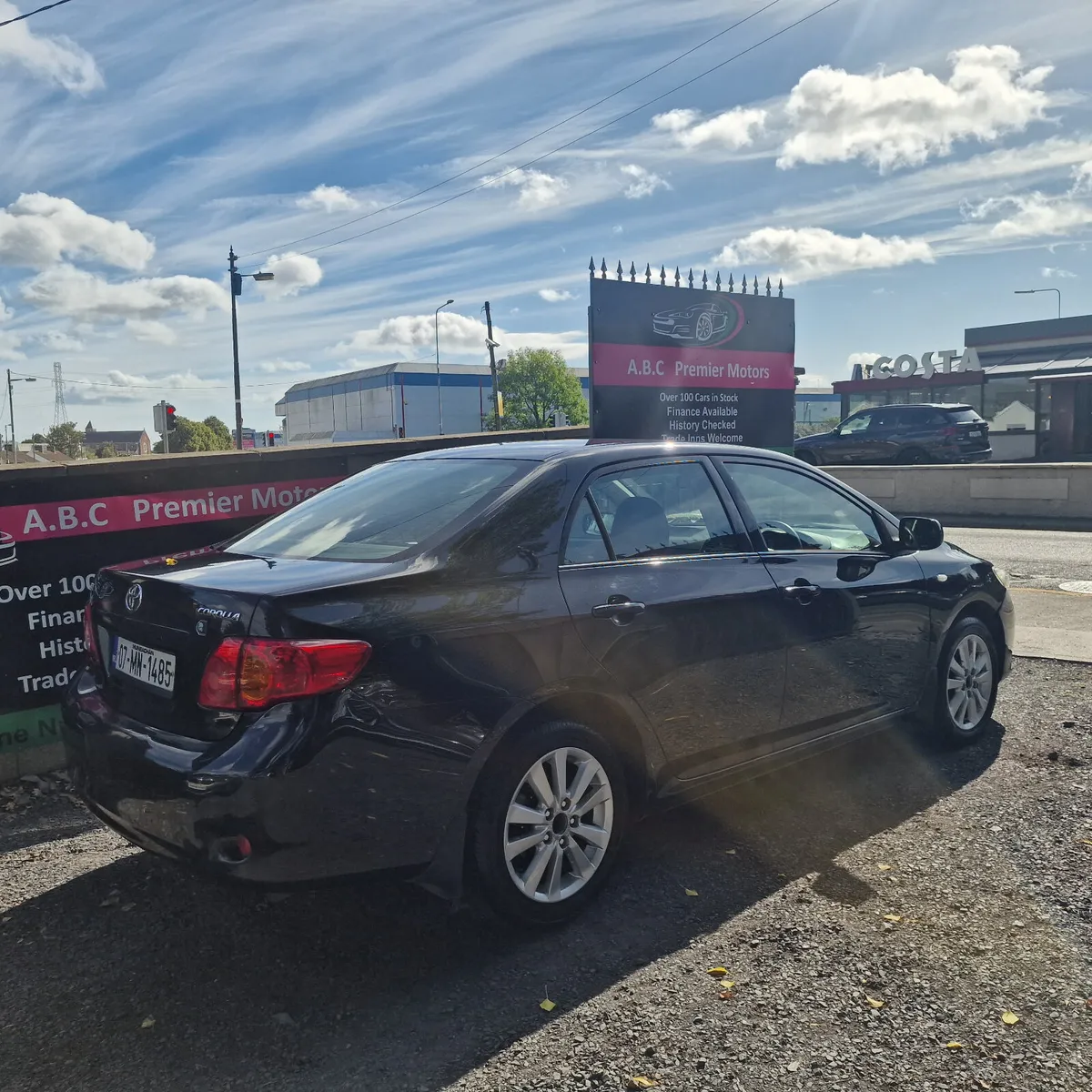 Toyota Corolla 2007 Low Miles 89k - Image 3
