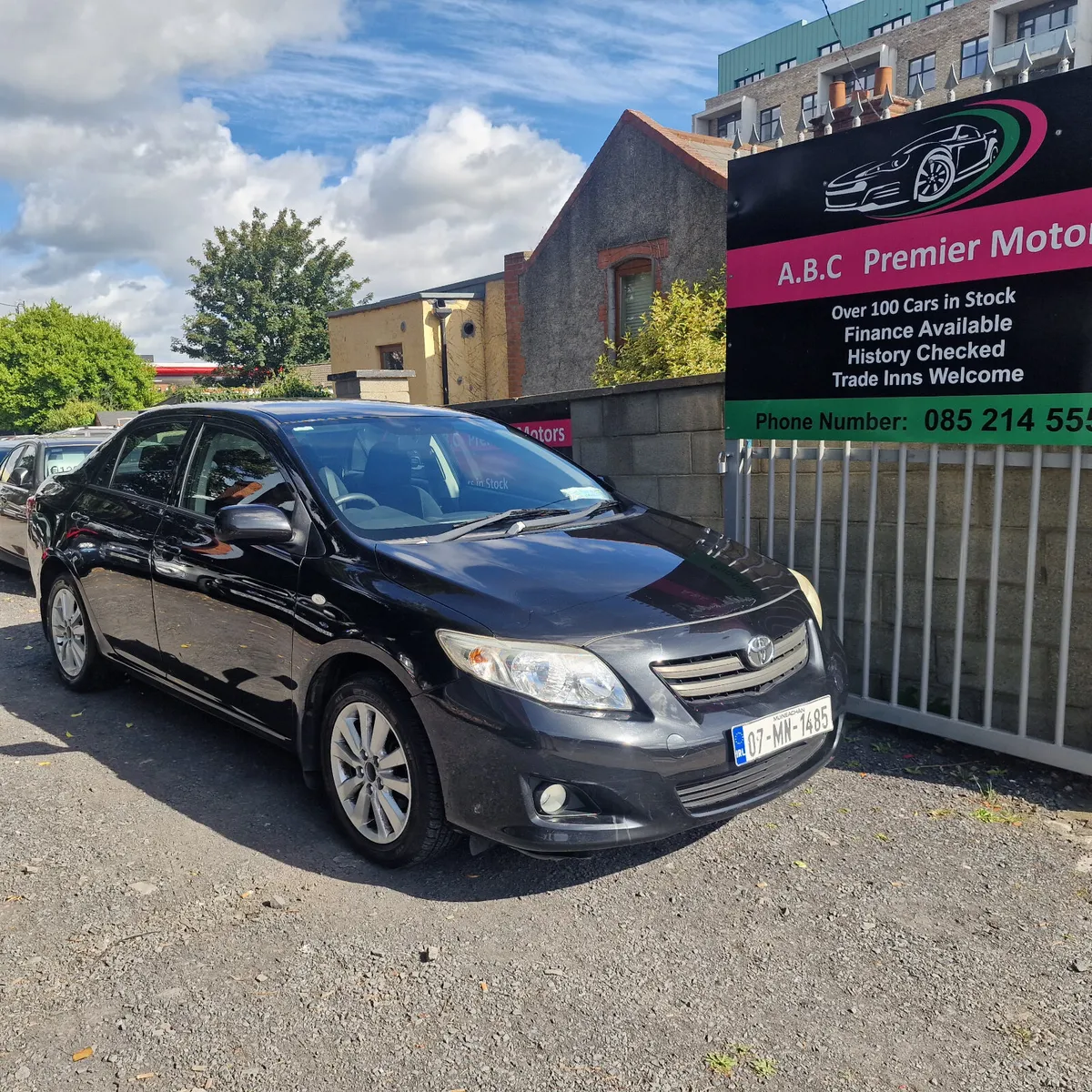 Toyota Corolla 2007 Low Miles 89k - Image 1