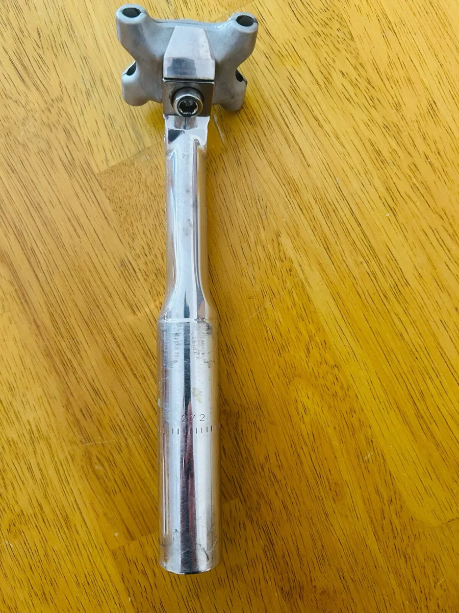 Campagnolo record seat post - Image 3