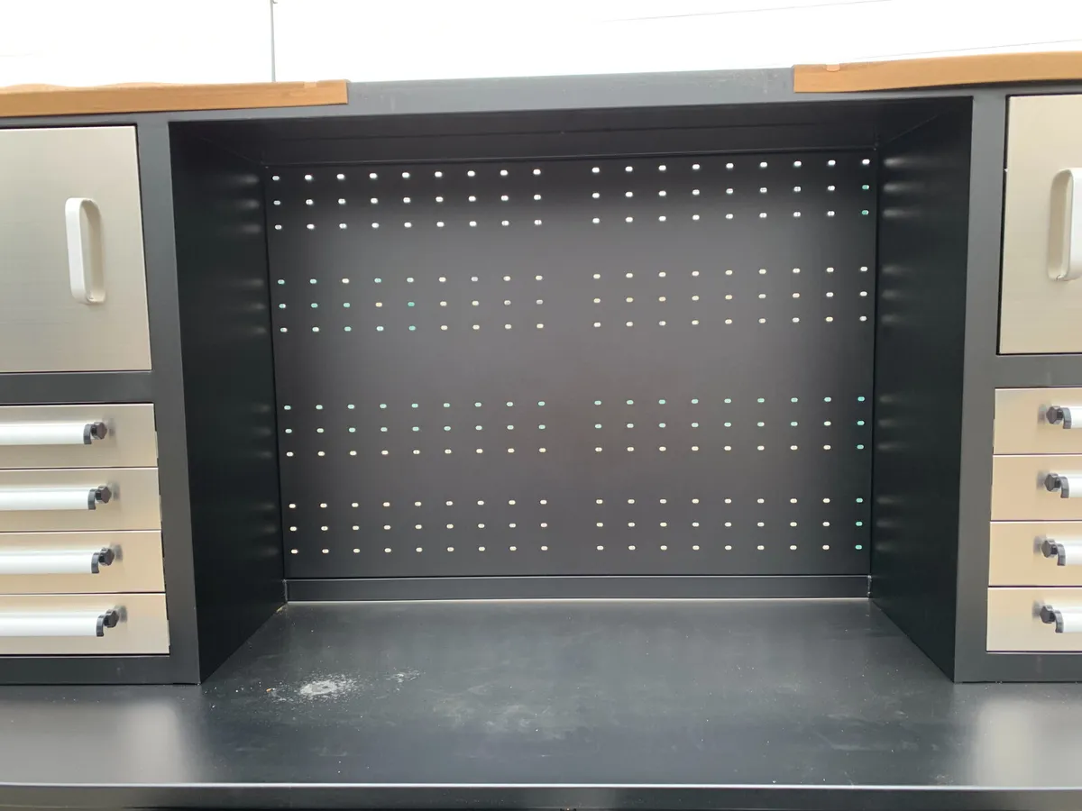 UNRESERVED TOOL BENCHES FOR AUCTION - NAAS - Image 3