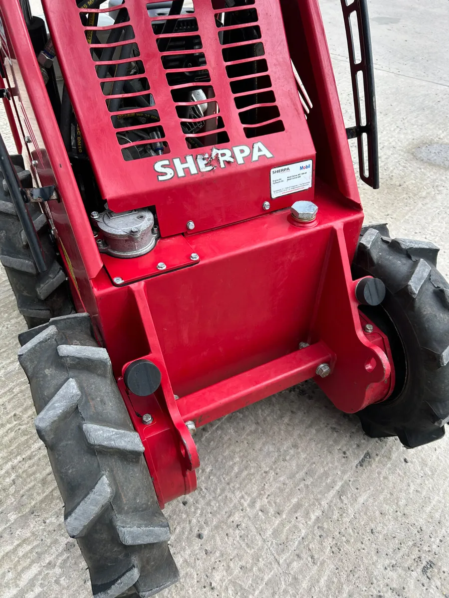 Used Sherpa 100 Agri Mini skidsteer Package - Image 4