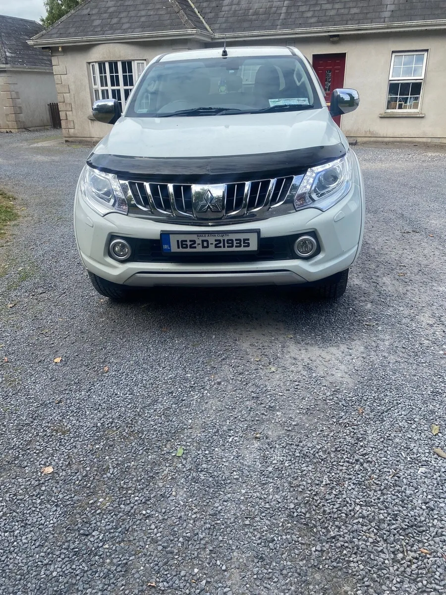 Mitsubishi l200 2016 - Image 1