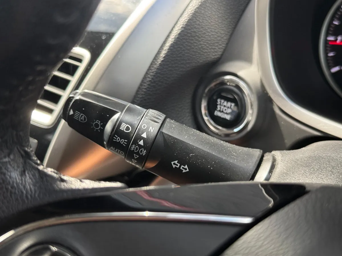 2018 MITSUBISHI ECLIPSE CROSS INTENSE PETROL - Image 4