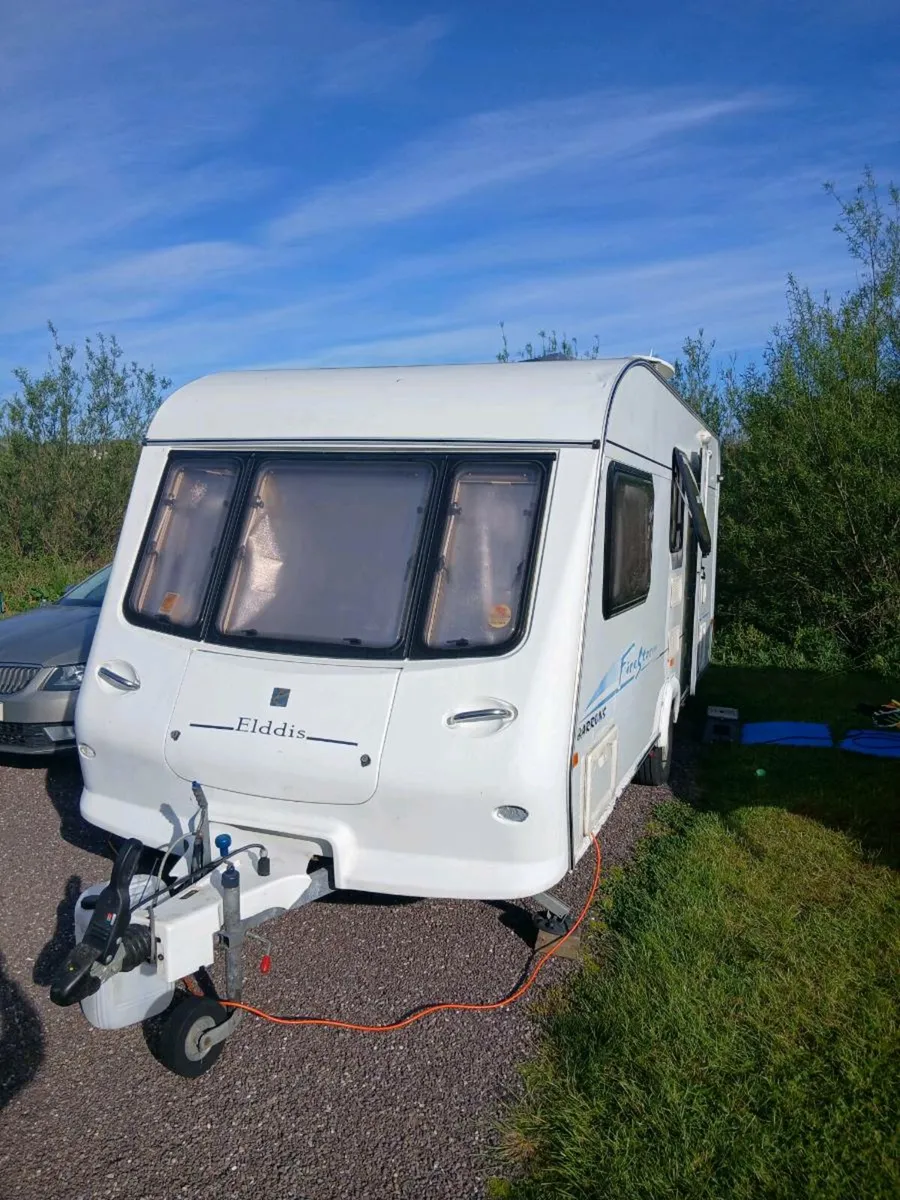 Caravan - Image 1