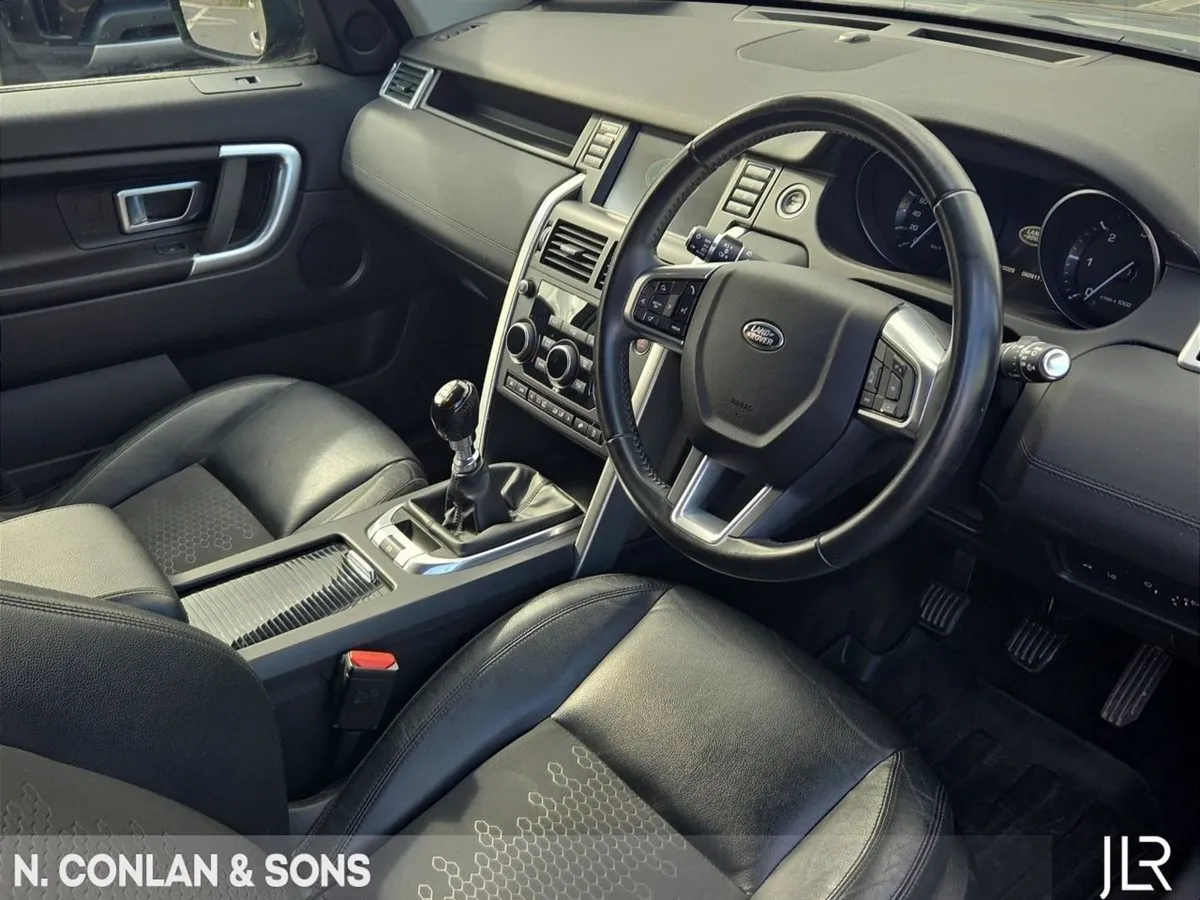 Land Rover Discovery Sport 2.0d SE 7 Seater  low - Image 4