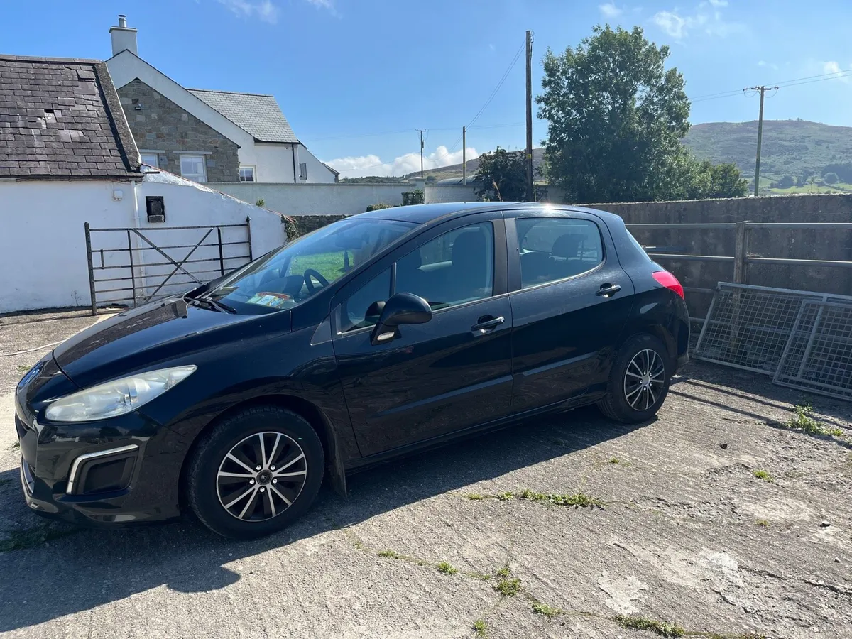 Peugeot 308 2011 manual diesel - Image 1