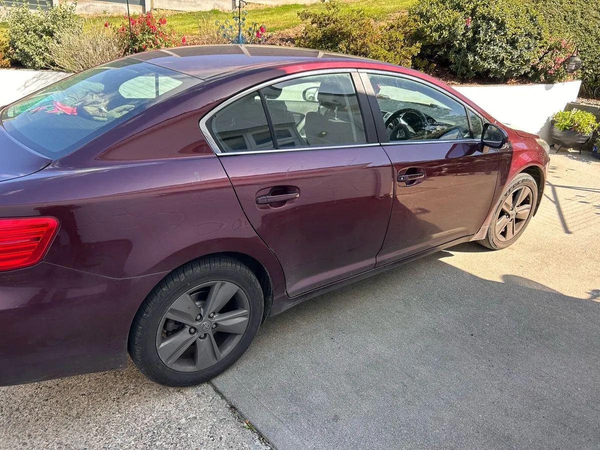 Car - Image 3