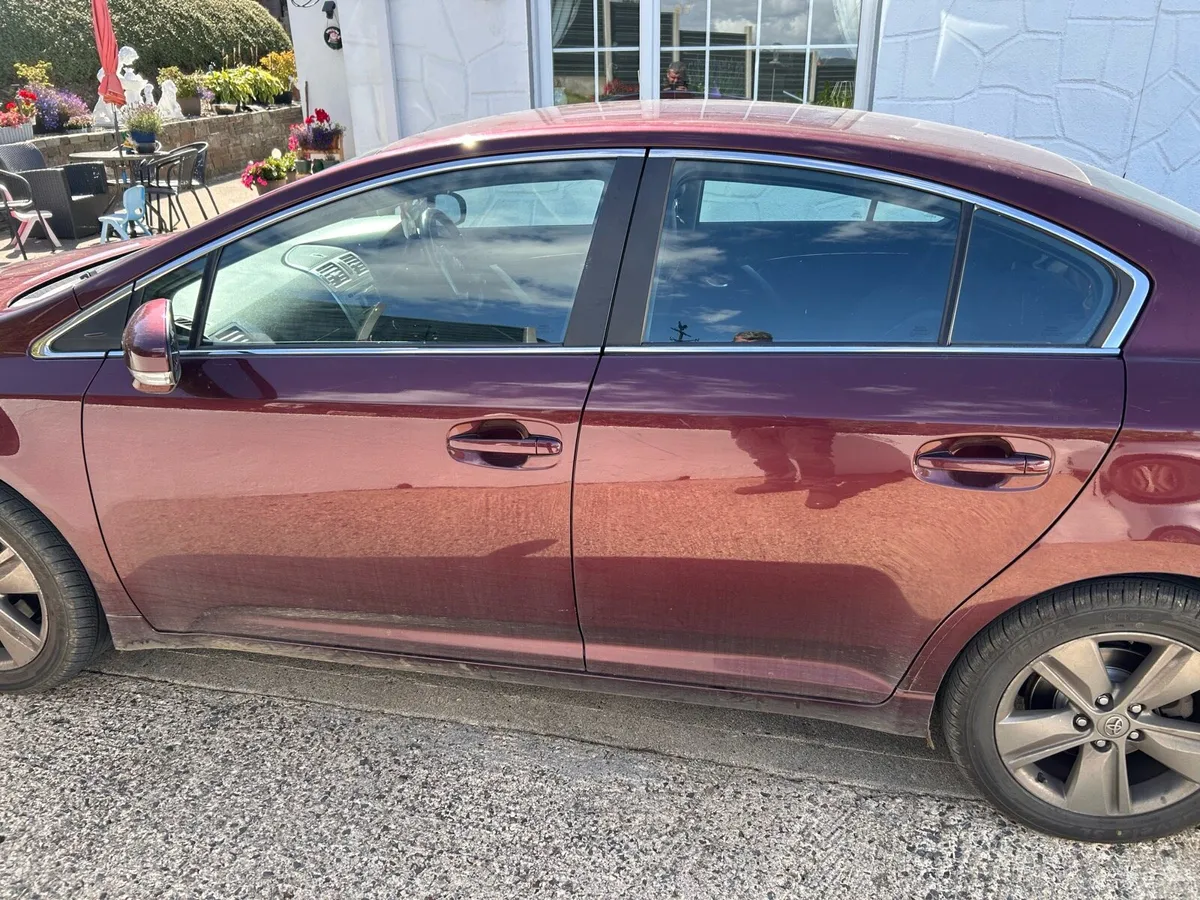 Car - Image 4