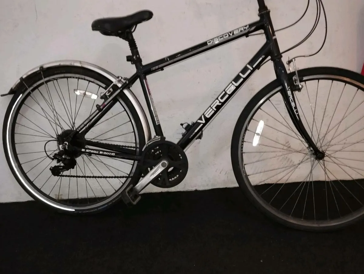 Adults 28inch hybrid - Image 1