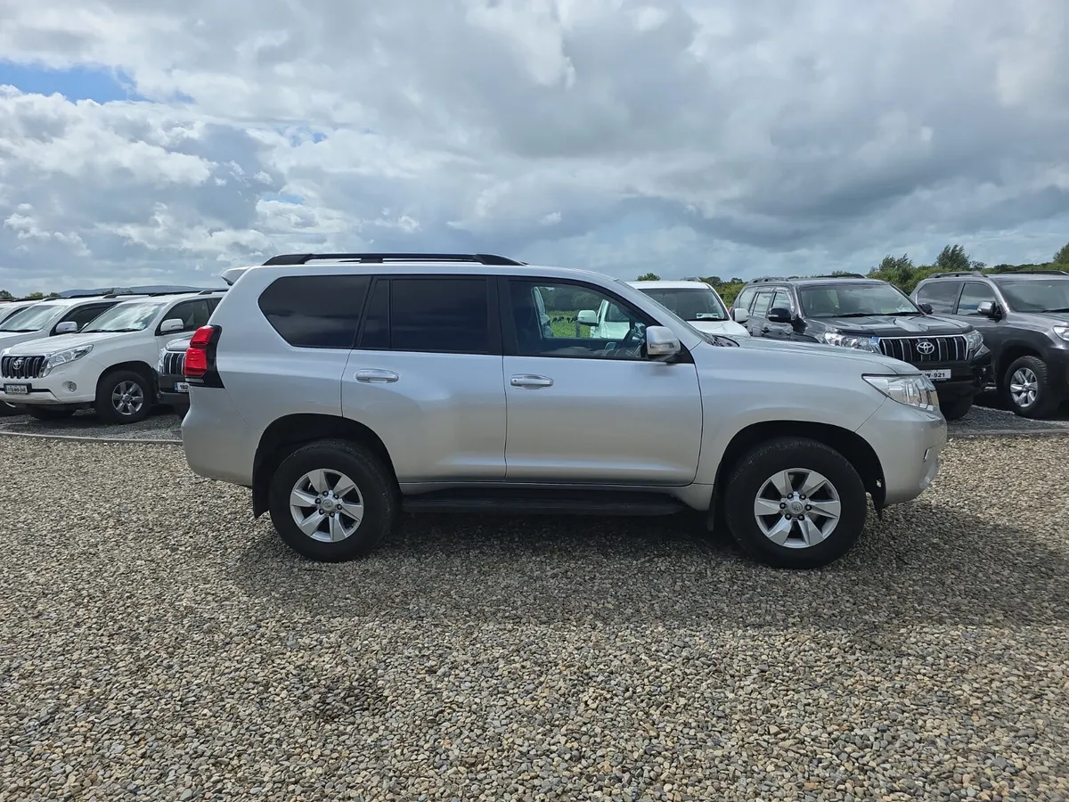 Toyota Land Cruiser LC GX LWB - Image 3