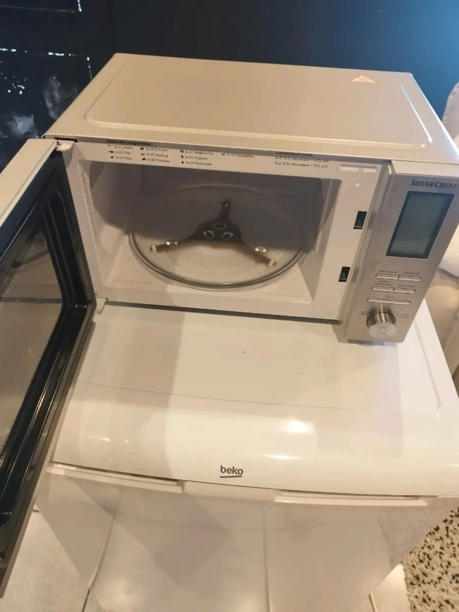 Microwave - Image 2