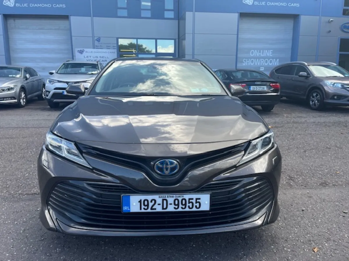 TOYOTA CAMRY - BLACK LEATHER - Image 2