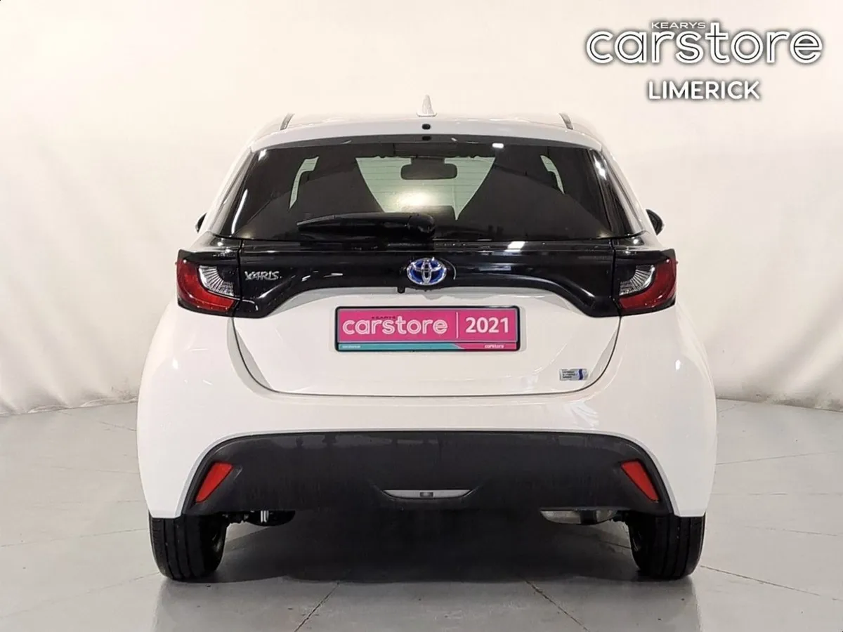 Toyota Yaris 1.5 Hybrid Auto - Image 4