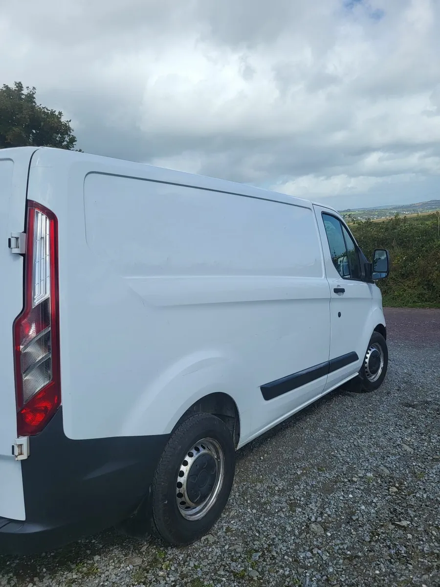 Ford Transit Custom 2013 - Image 2