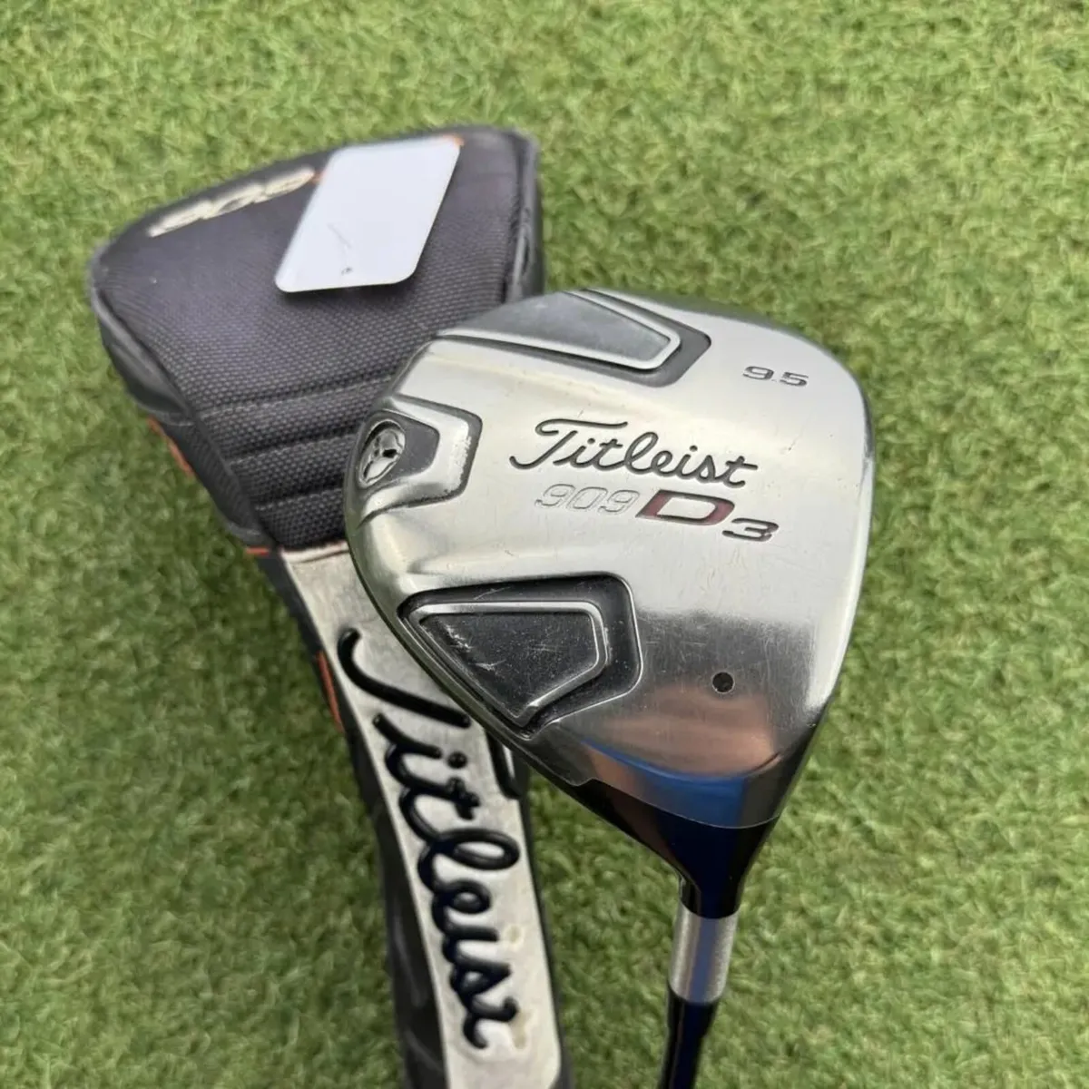 TITLEIST 909 D3 DRIVER / 9.5° /ALDILA VOODOO STIFF - Image 2