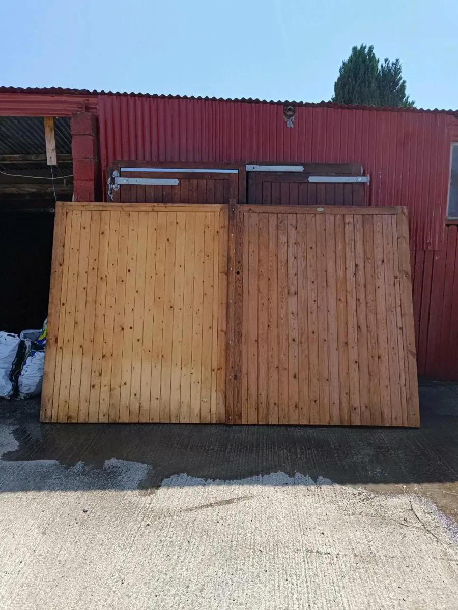 Gates - Image 3
