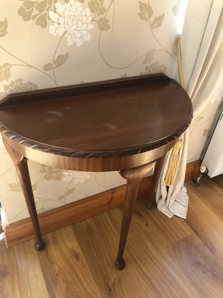 Semi Circle round Table - open to offers - Image 1