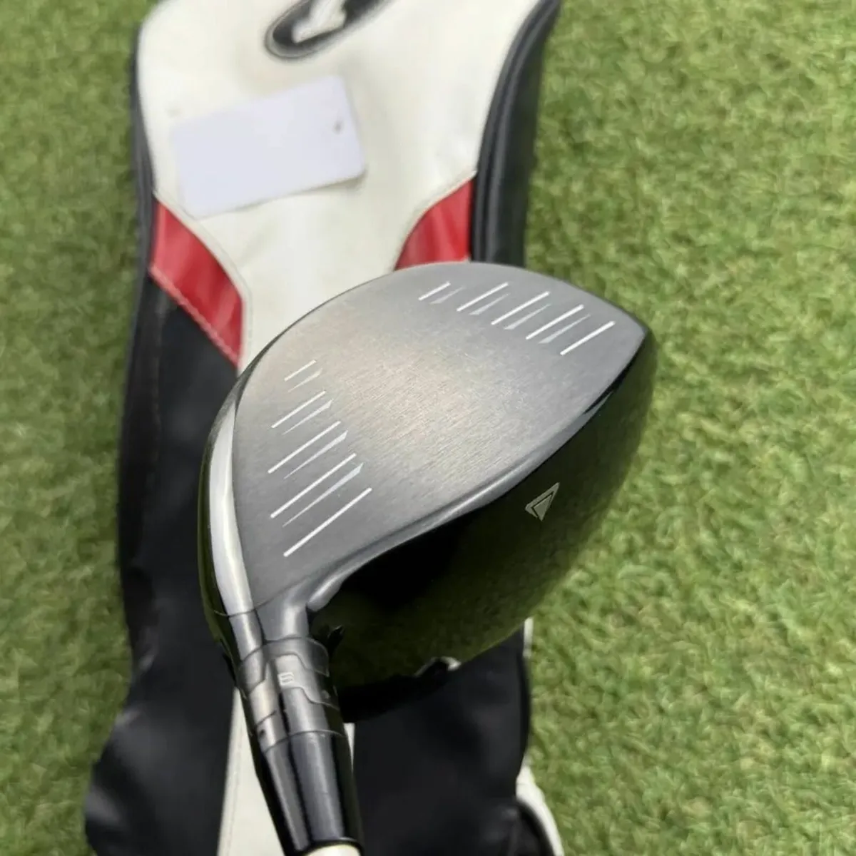 TITLEIST 915 D2 DRIVER / 10.5° / REGULAR - Image 4