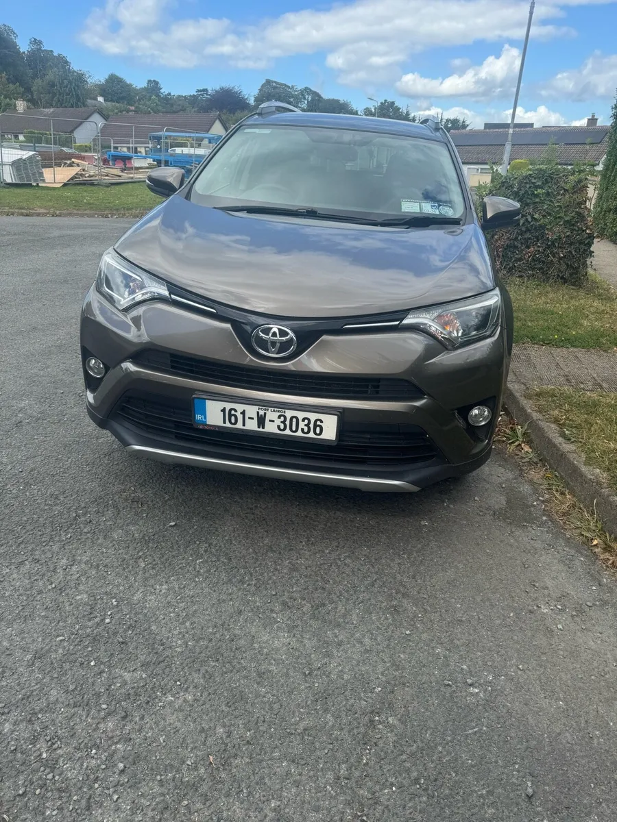 16 Toyota Rav 4 - Image 4