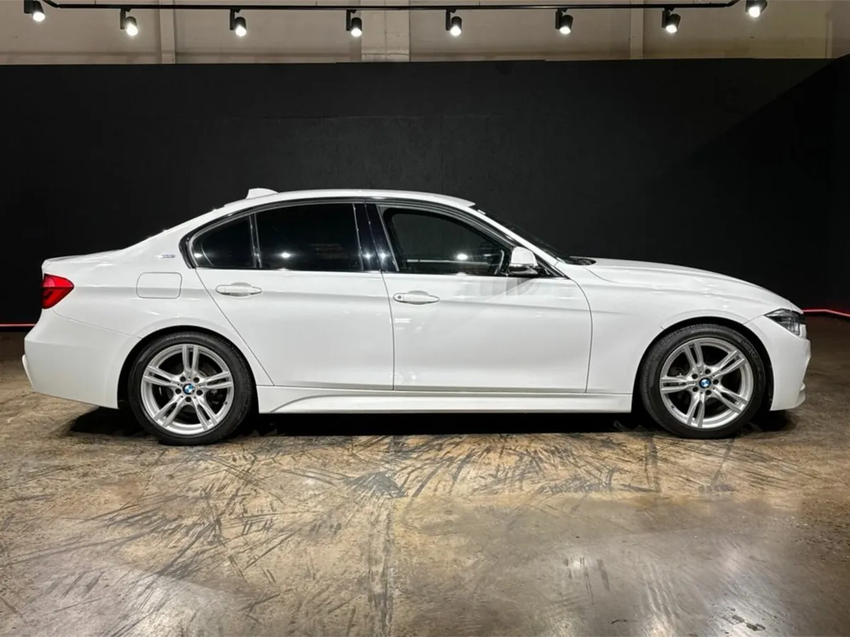 BMW 3-Series 330E MSPORT - 2.0 HYBRID AUTOMATIC - - Image 3
