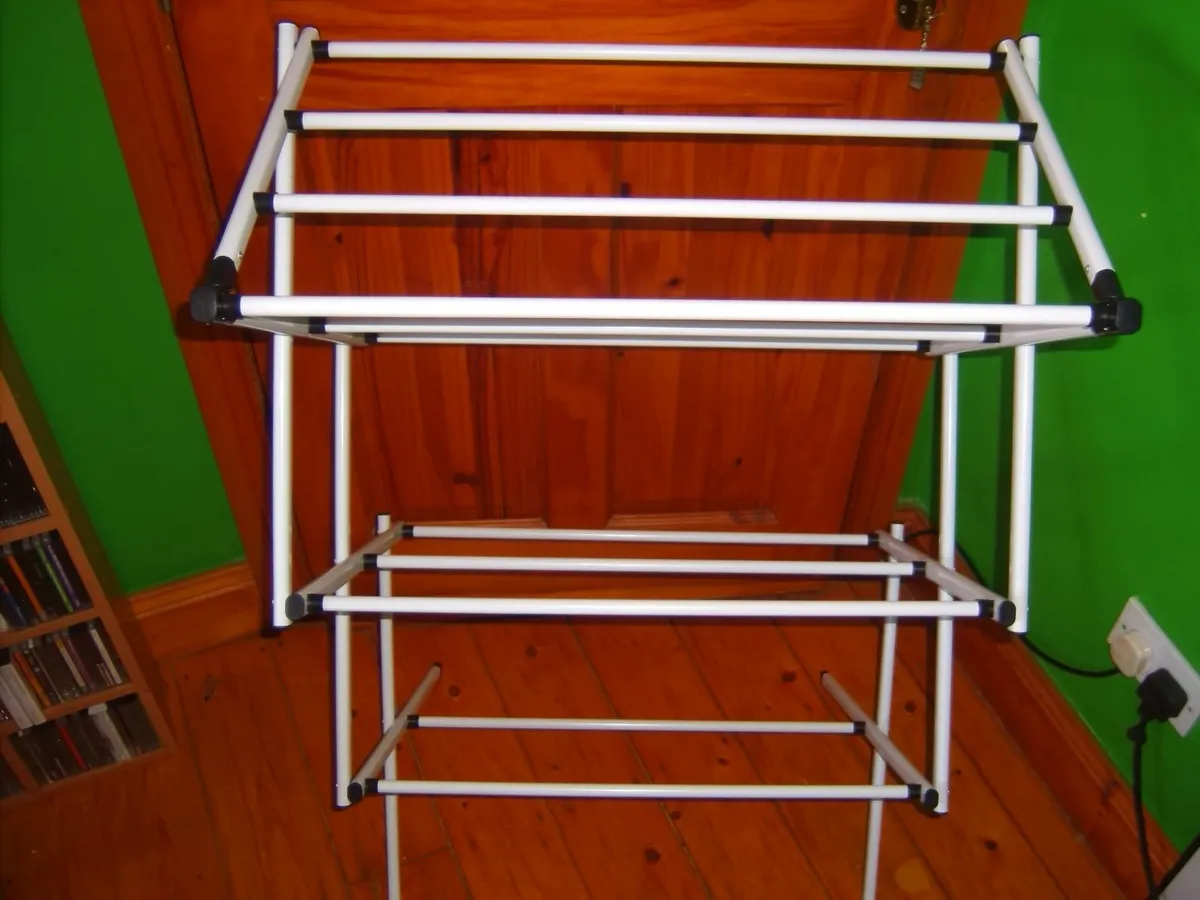 clothes dryer - Image 1