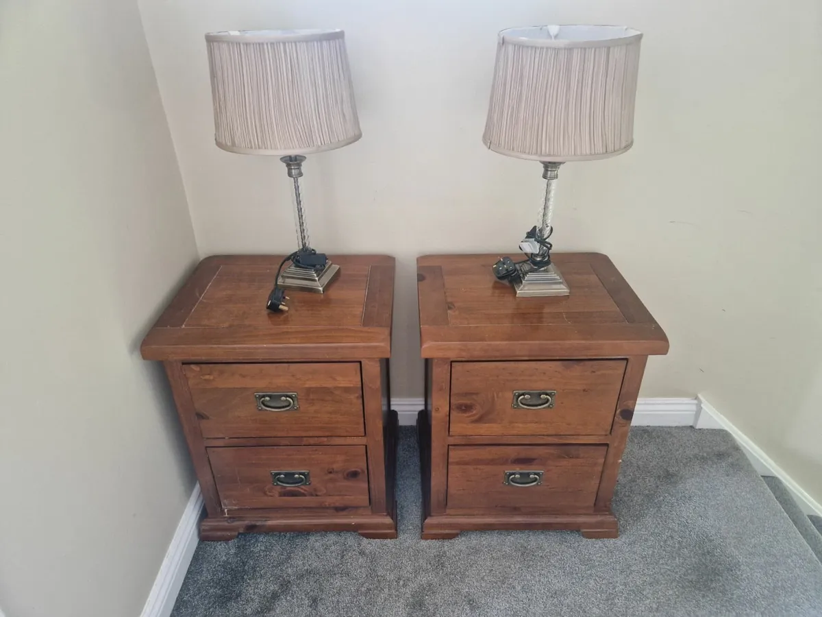 Bedside  lockers   and  lamps - Image 2