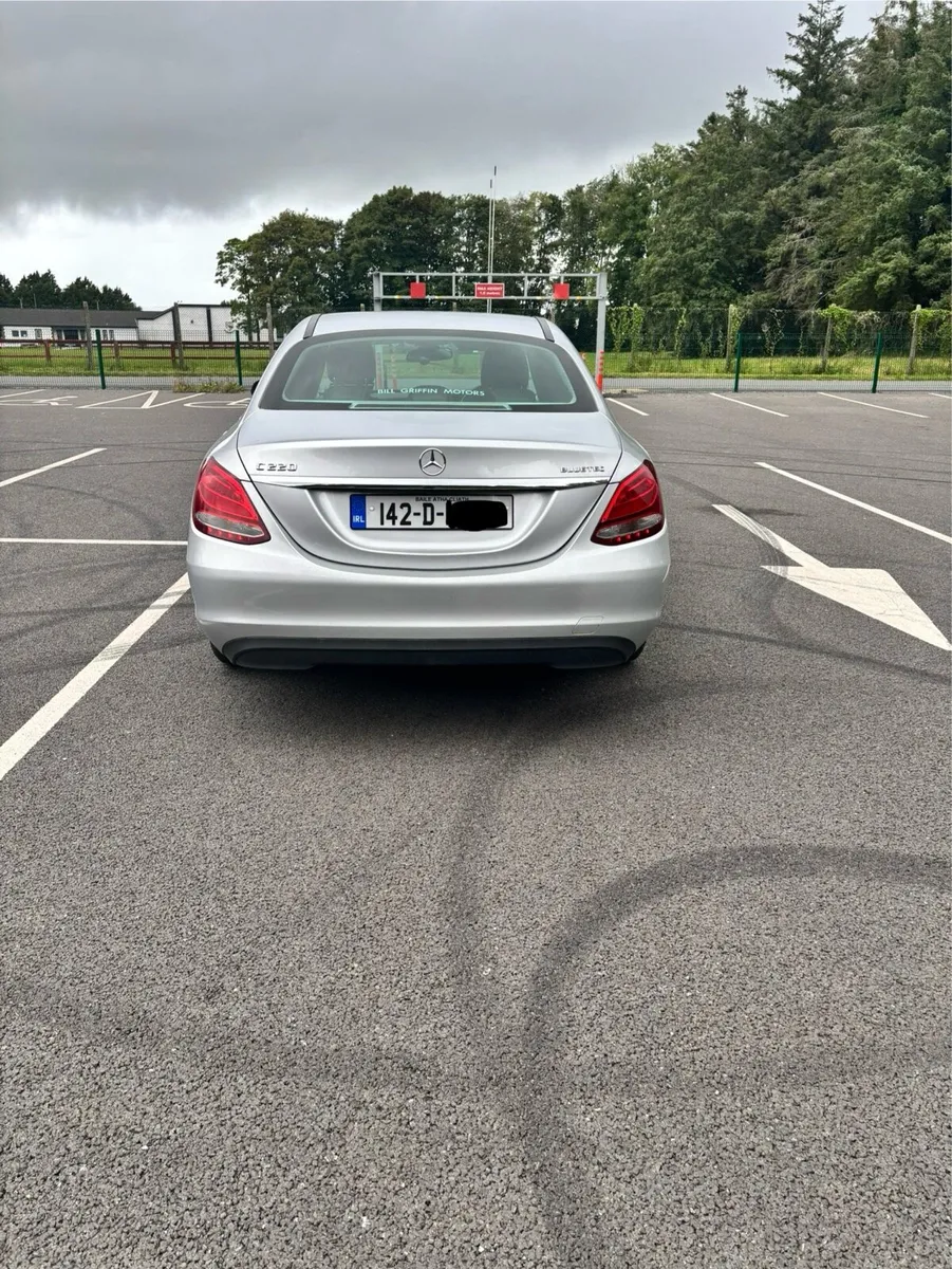 Mercedes Benz C220D -142 -Auto - Image 3