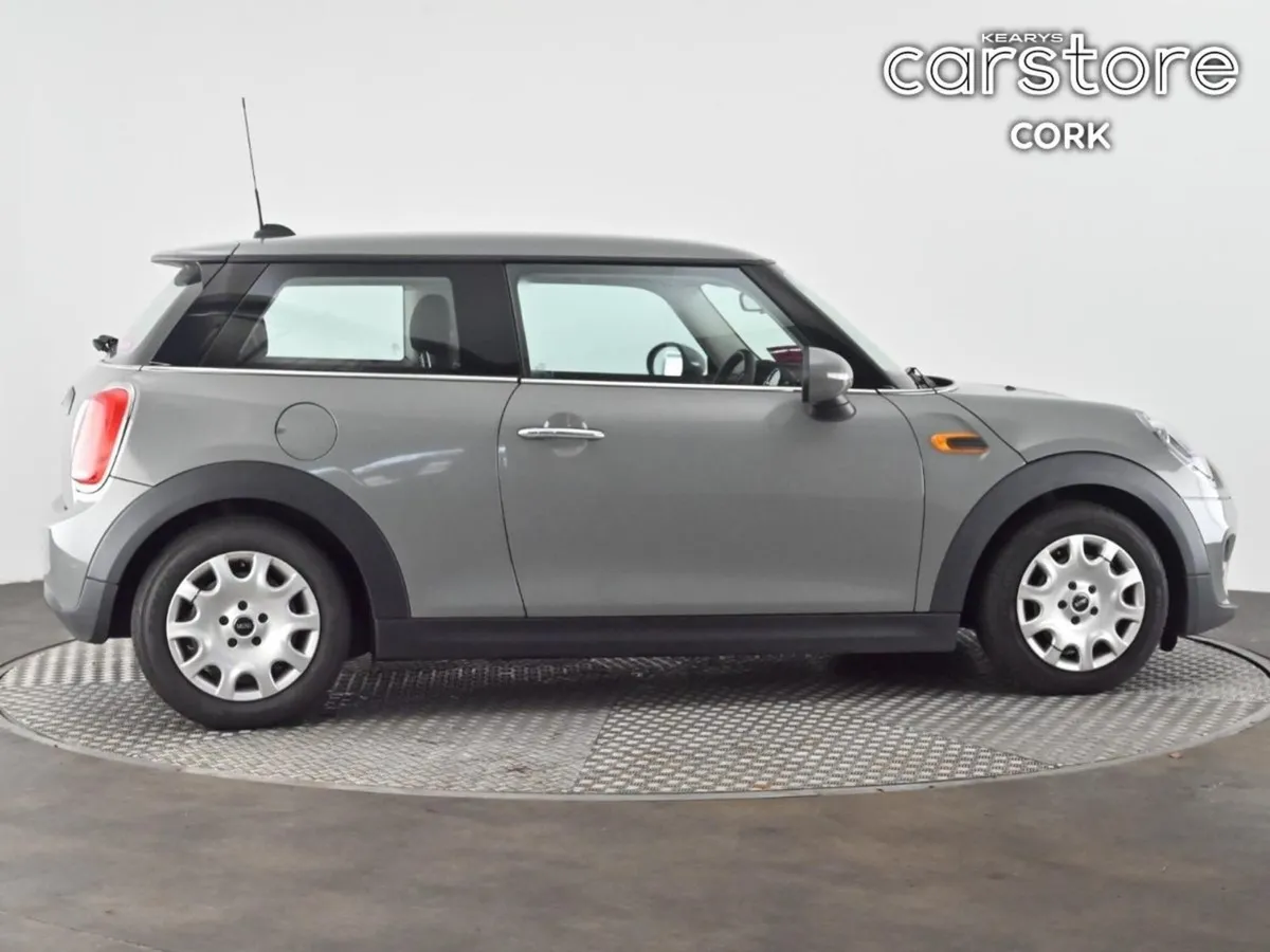MINI One ONE Xn72 2 DR - Image 2