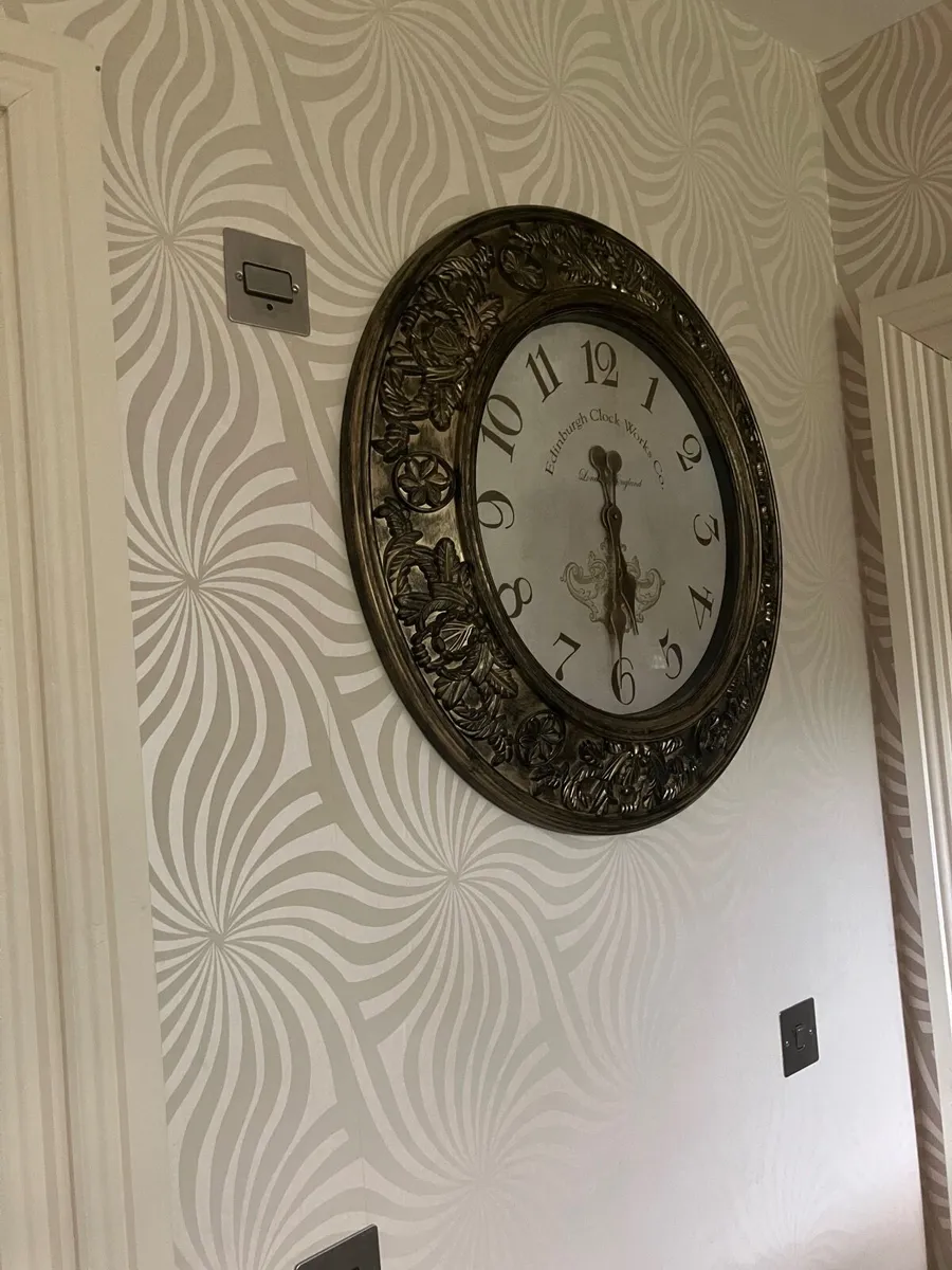 Clock - Image 3