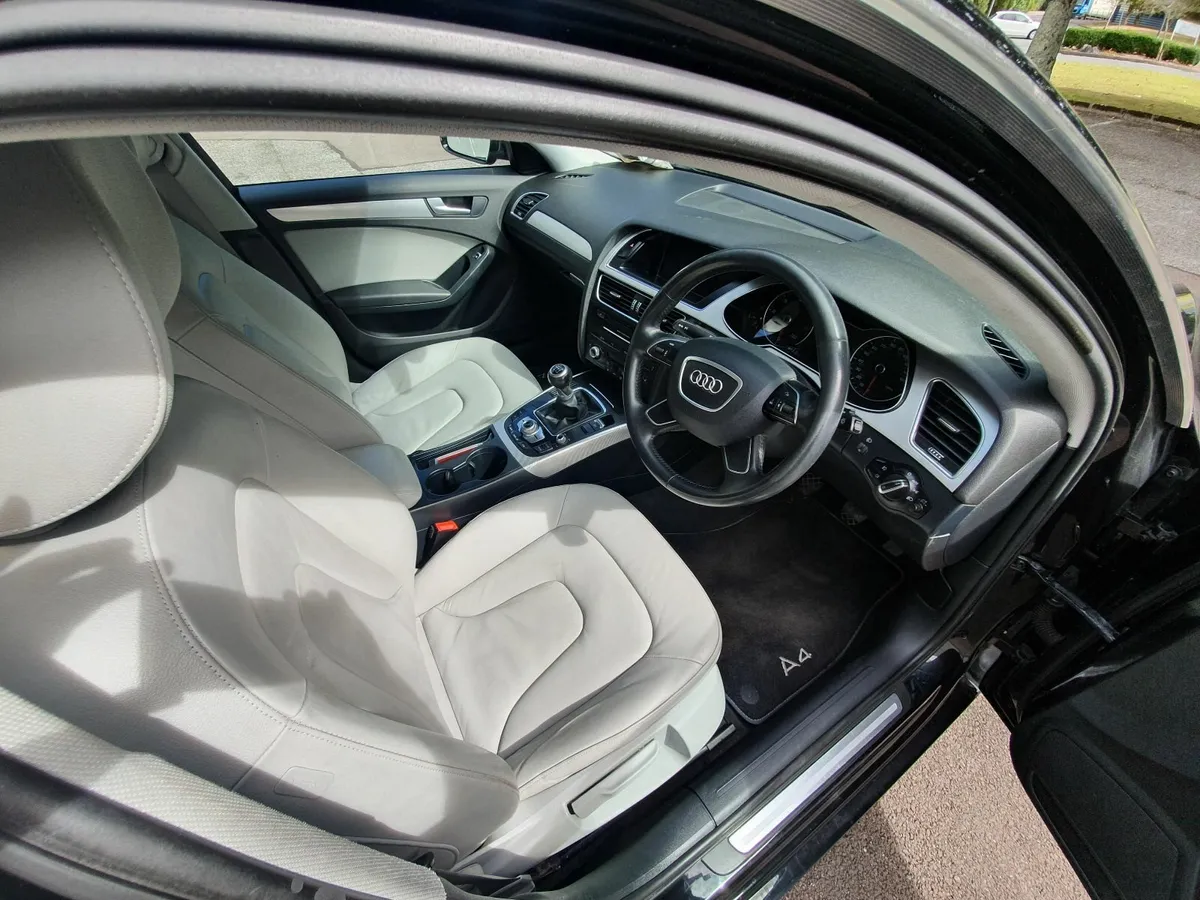 Audi A4 2015 - Image 4