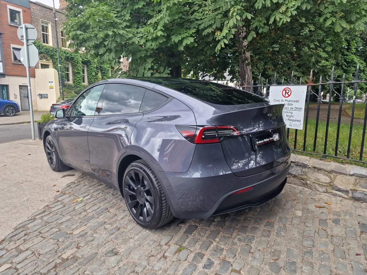 2023 (232) Tesla Model Y RWD - Image 2