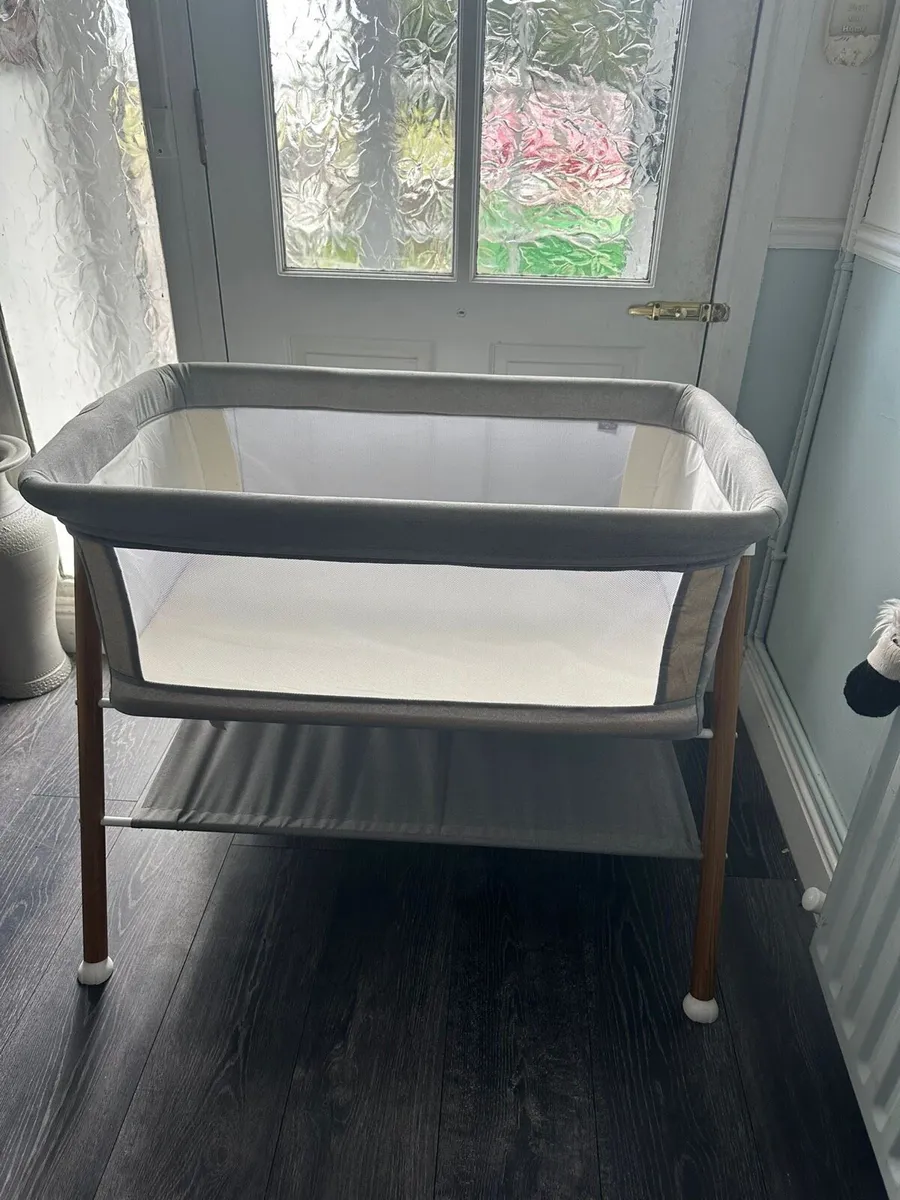 Cot - Image 1