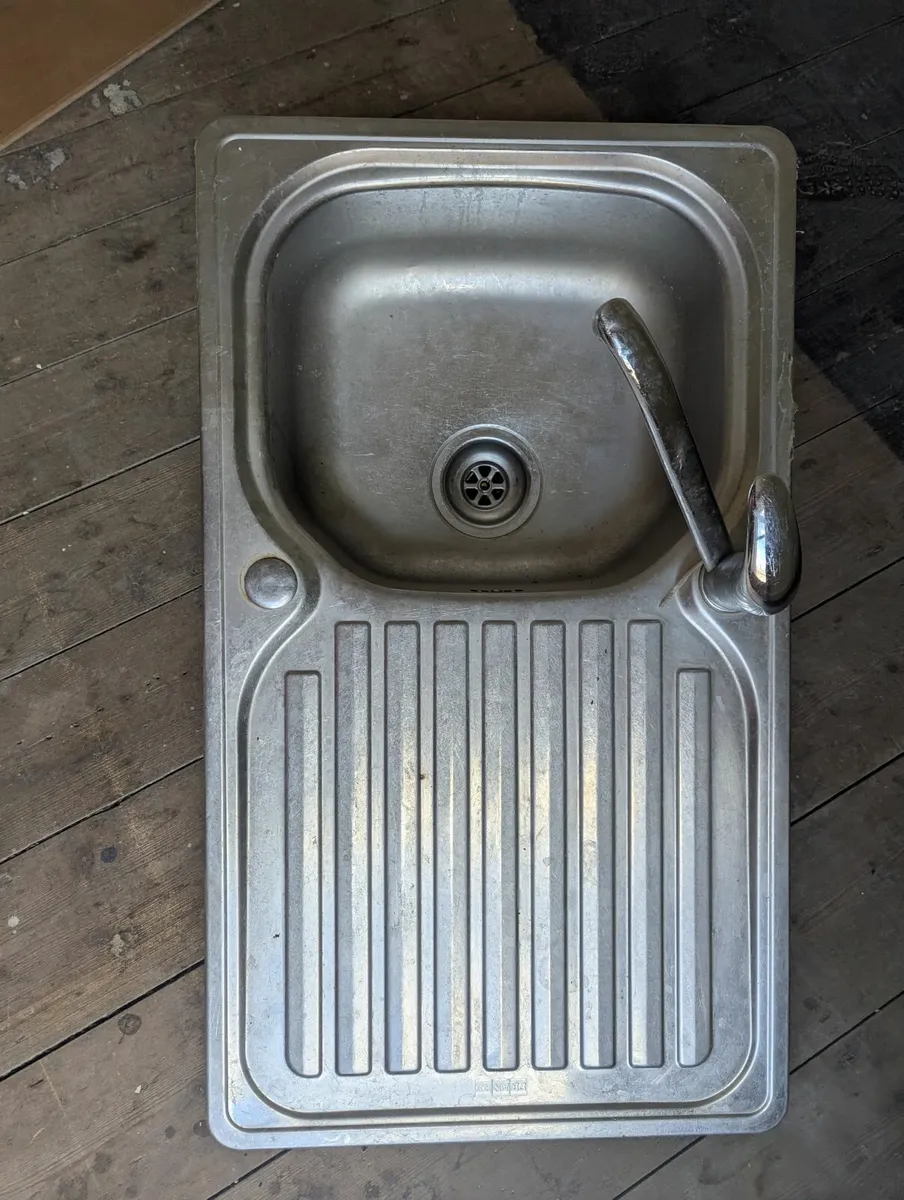 Kitchen sink
