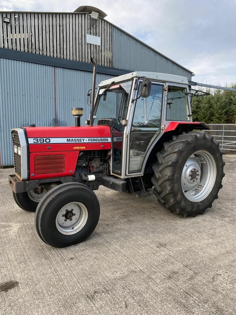 Massey Ferguson 390 - Image 1