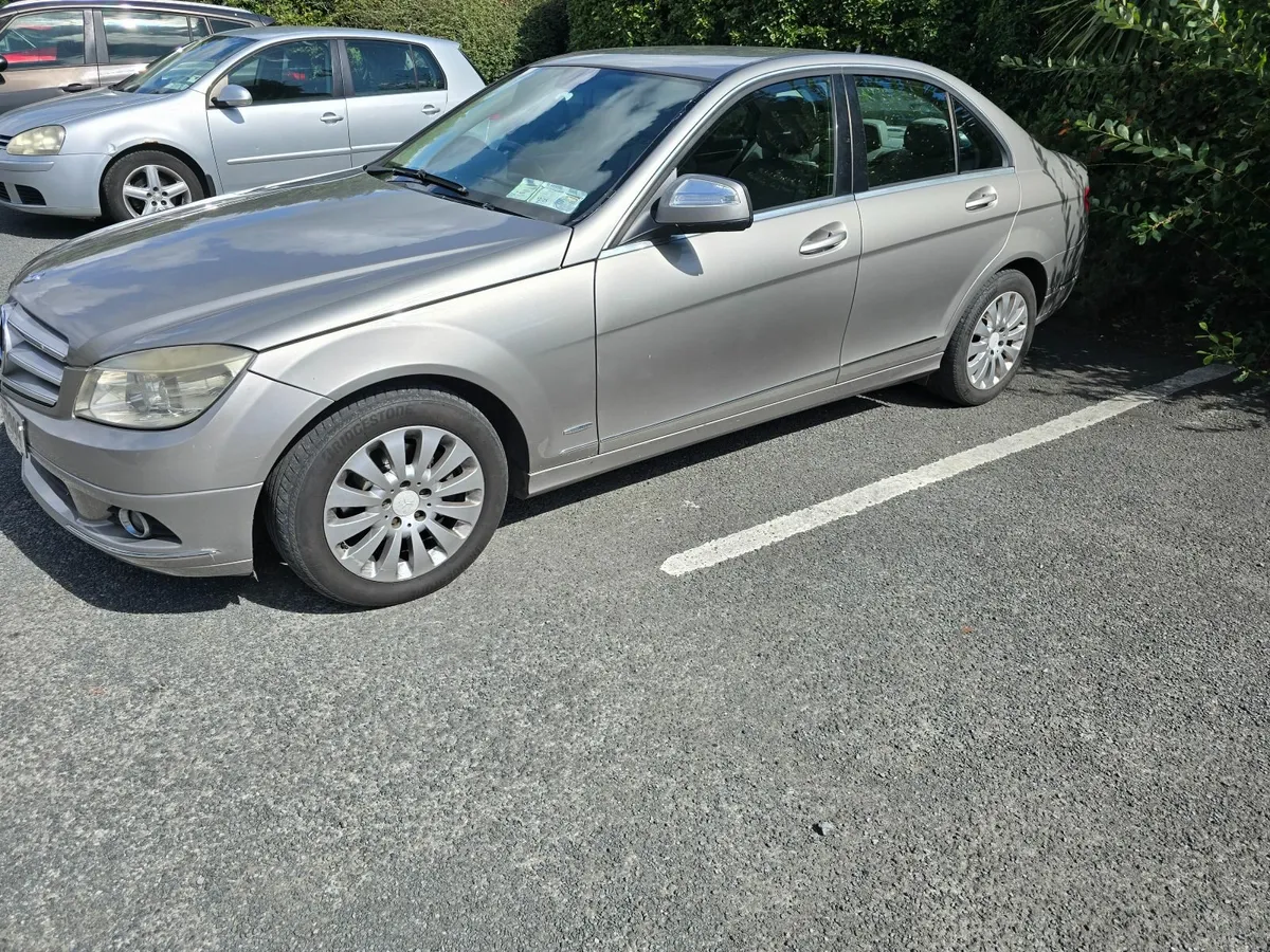 Mercedes-Benz C-Class 2008 - Image 2