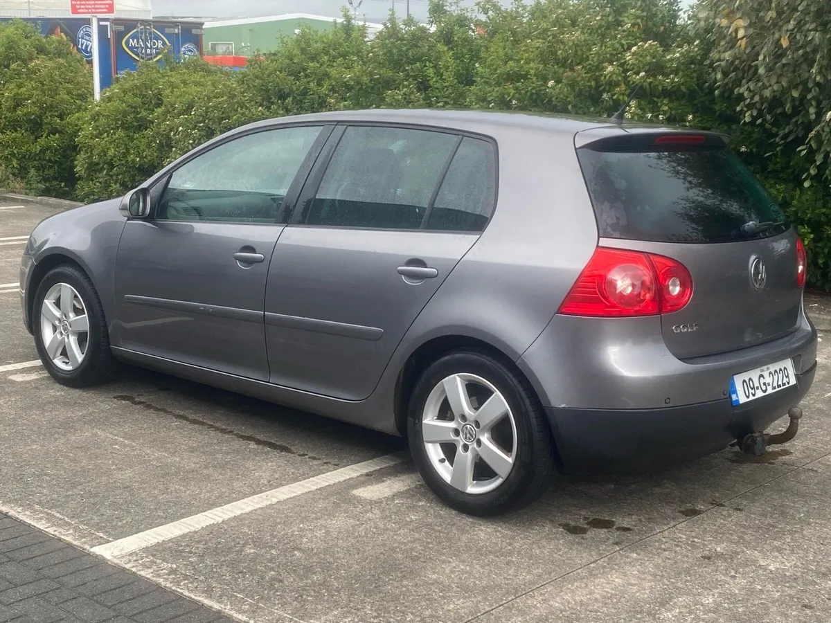 2009 Golf 1.4 petrol, only 180k km, NCT 9/26 - Image 4